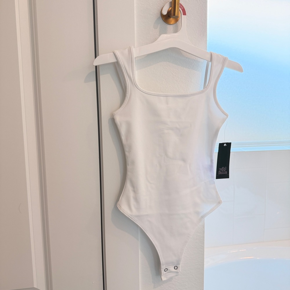 Wild‎ Fable ButterBliss soft Square Neck Bodysuit White XXS Thong Back NWT - Picture 6 of 8